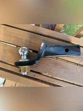Black Heavy-Duty Trailer Hitch Ball Mount with Chrome Hitch Ball